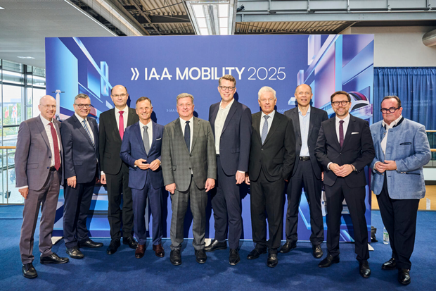 Gruppenfoto Eröffnung der IAA Mobility